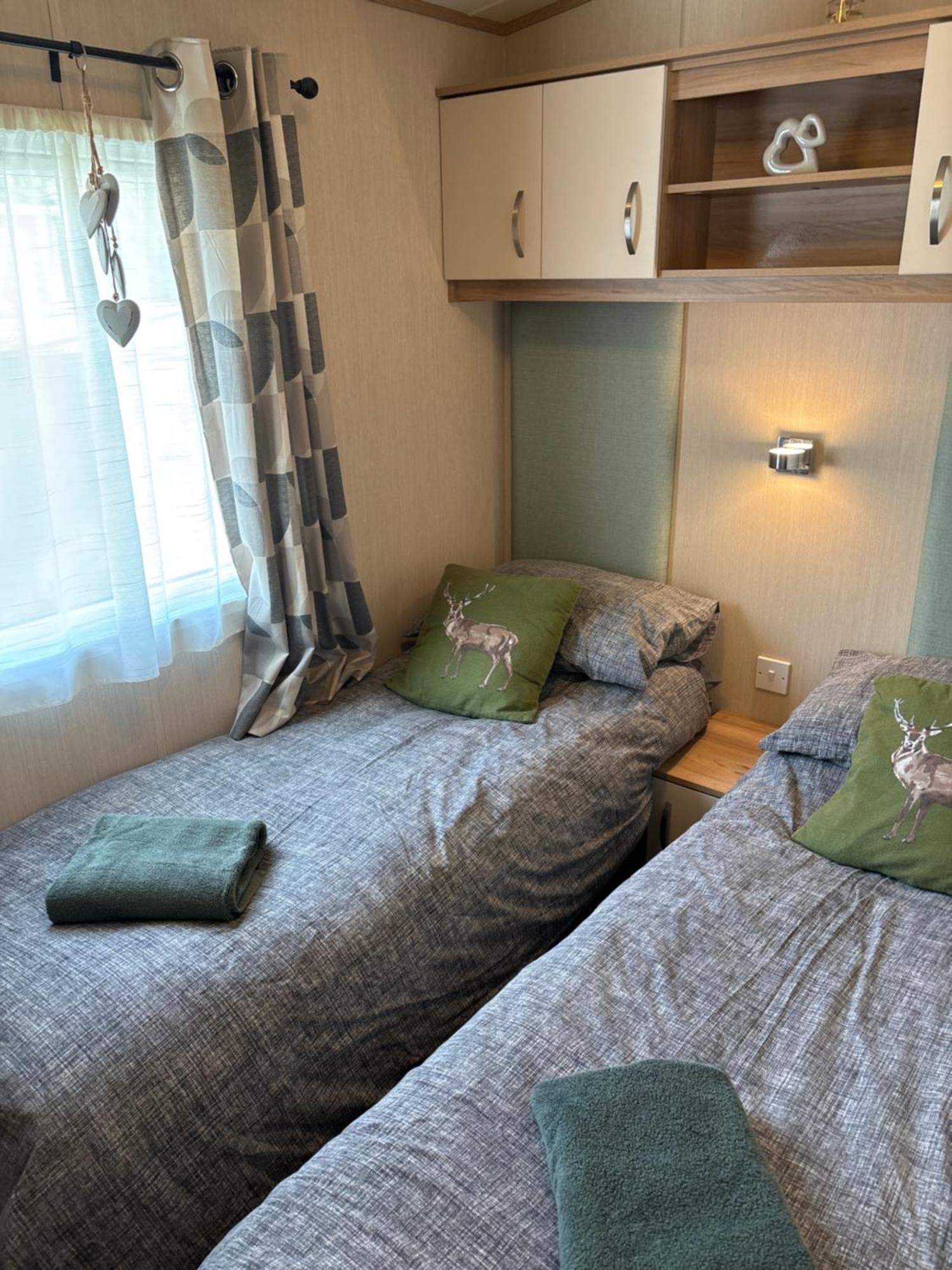 Woodpecker Lodge, Camelot Holiday Park, Ca6 5Sz カーライル エクステリア 写真